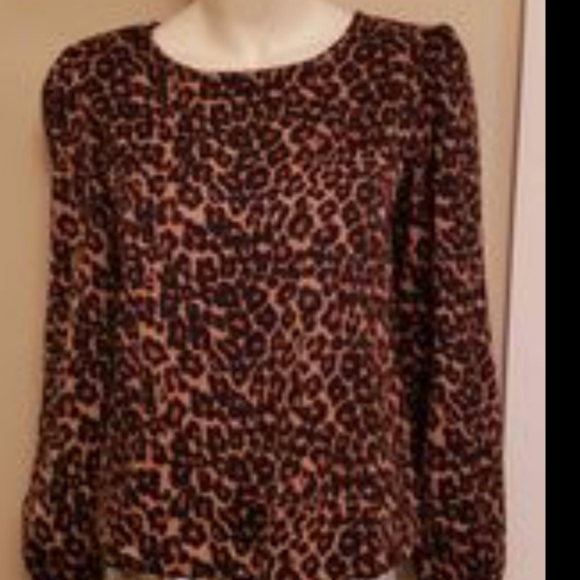LEOPARD CUTE LONG SLEEVED TOP - Picture 2 of 2